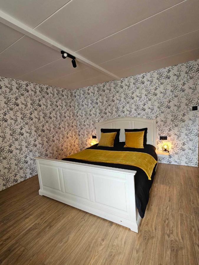 Ferme La Joye Bed & Breakfast Houffalize Bagian luar foto